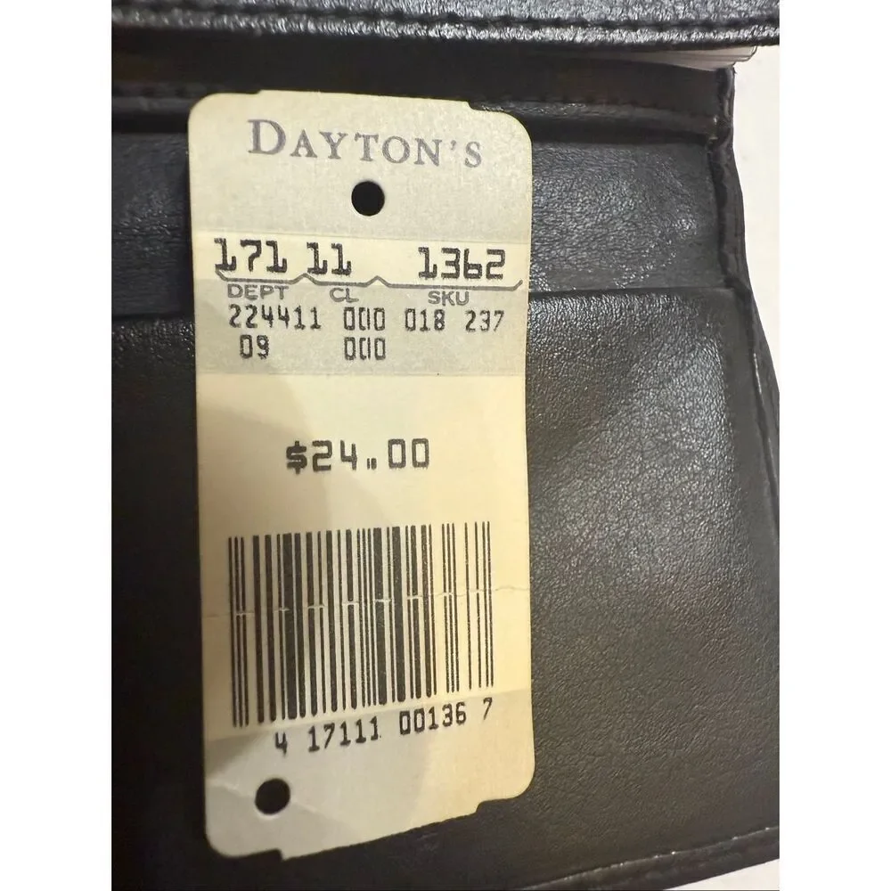 Women's Leather Tri-fold Kisslock Coin Pocket Card Holder Wallet Black OS NWT